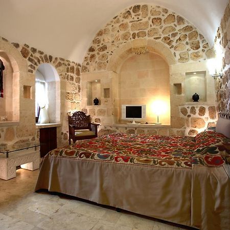 Kasr-I Nehroz Hotel Midyat Bagian luar foto